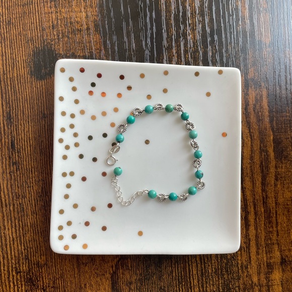 Sterling bracelet with turquoise beads. - Picture 3 of 5